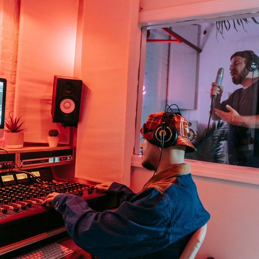 Vocal Sampling Techniques: Incorporating Expressive Vocals into Beats